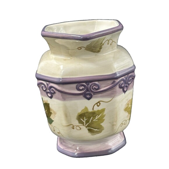 Vitg Merlot Hand Painted Tabletops Collection Purple Grape Pattern 64 oz Pitcher - Picture 3 of 6